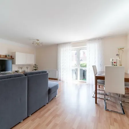 Id 6848 - Private Apartment *